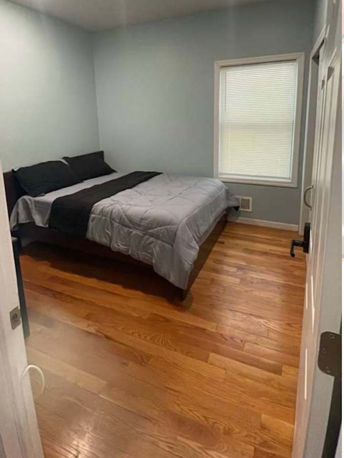 Tee's room