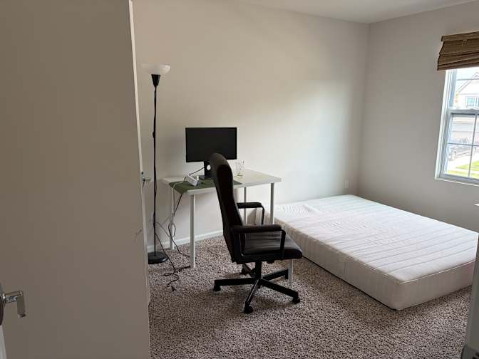 Jianing's room