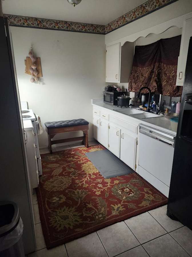 Tracy's room
