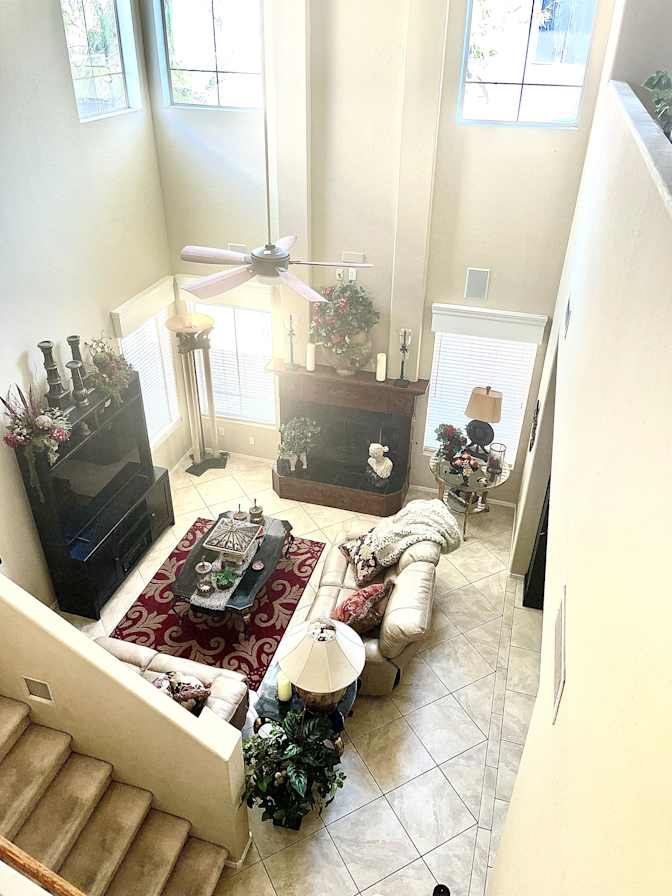 SANDRA METTER's room