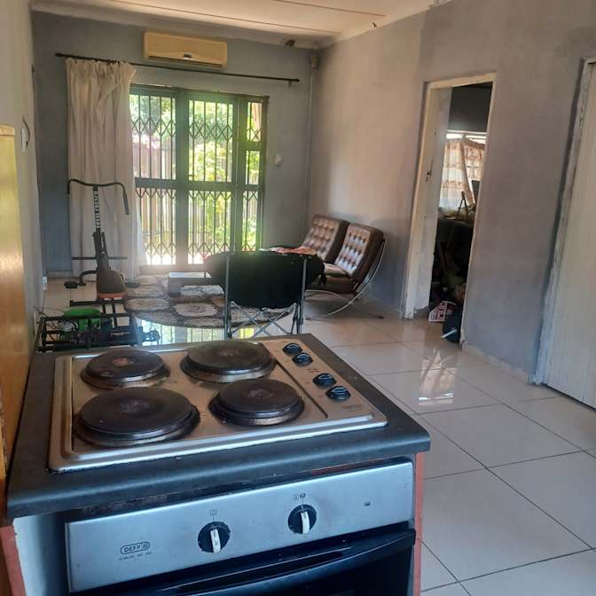 Sibonile's room