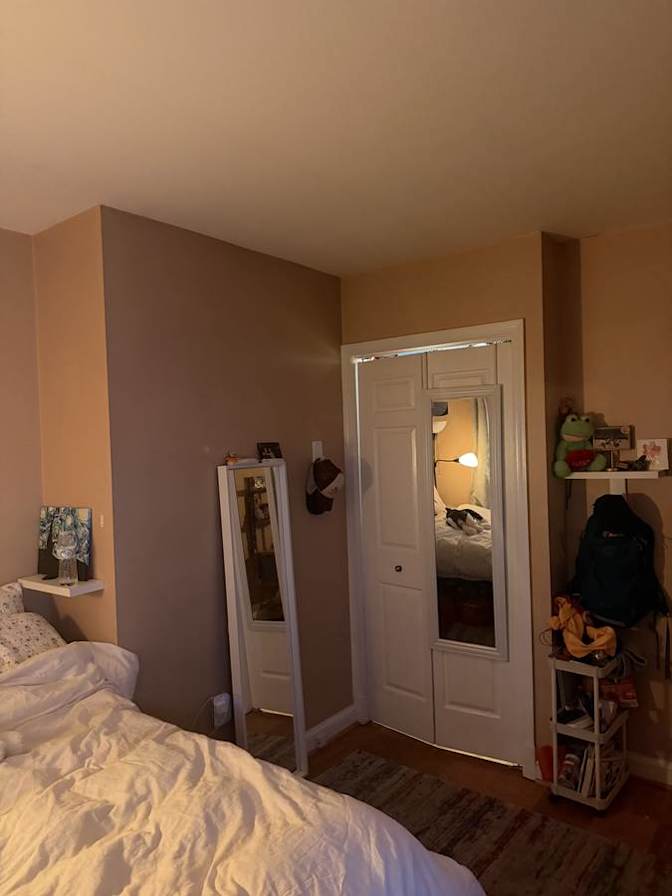 Ava's room