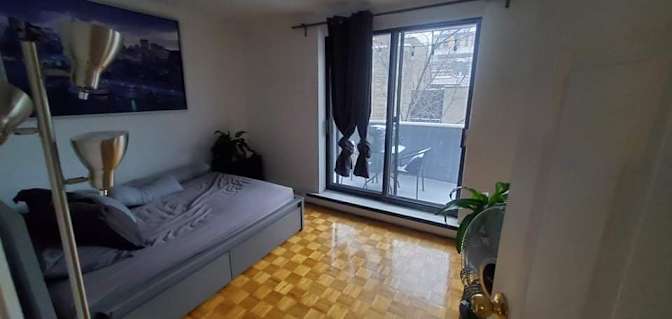 Mohamad's room