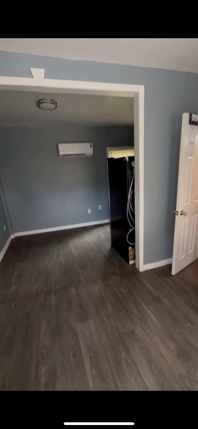 Geoff's room