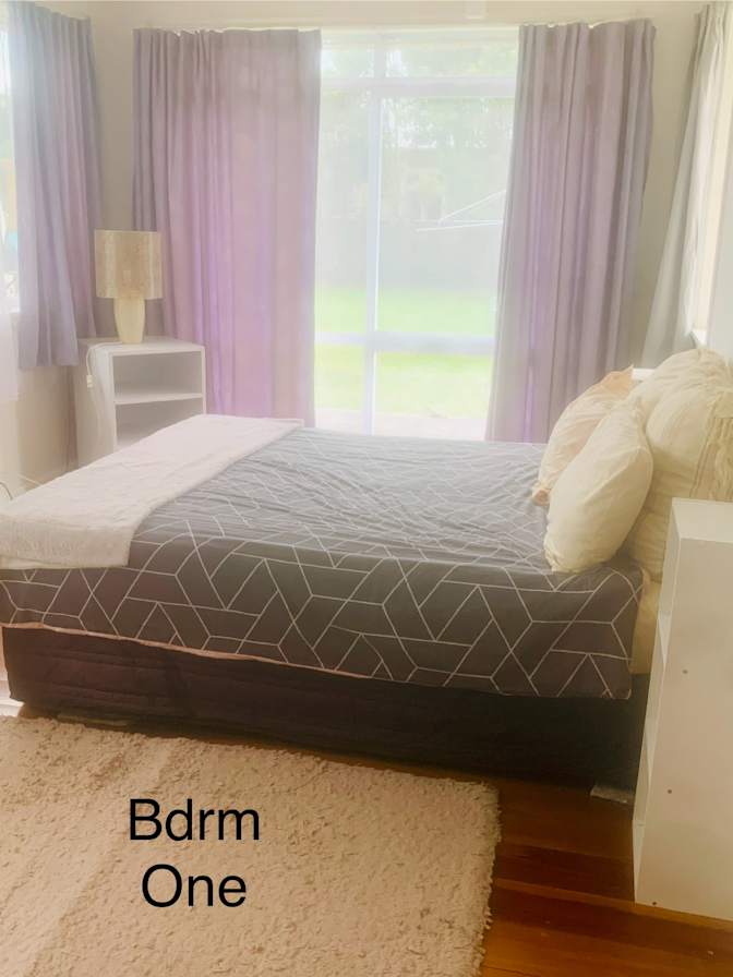 RAEWYN's room