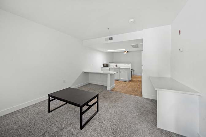 Highland Village Apartments's room