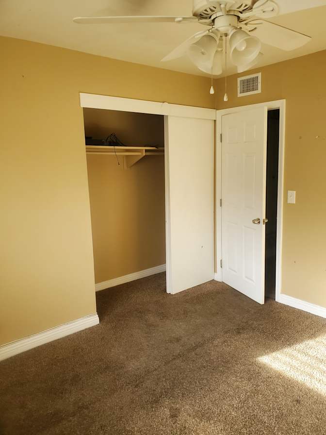 BEN RUIZ's room
