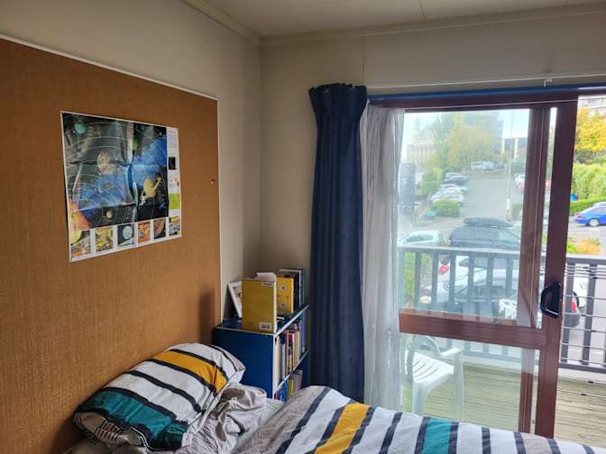 Roshan's room