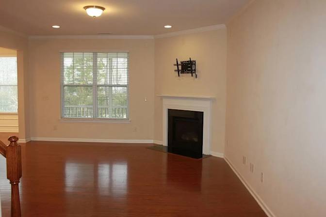 Alcove Rooms's room