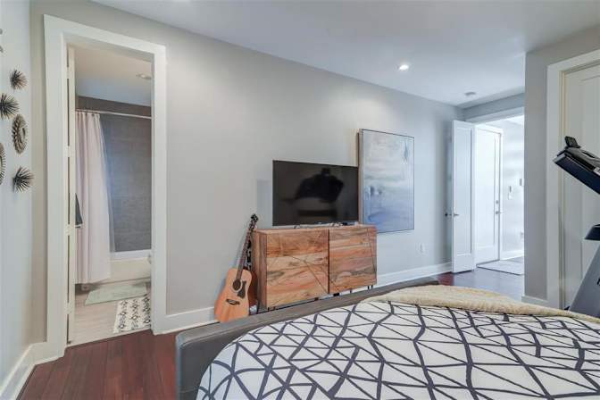 Benson's room
