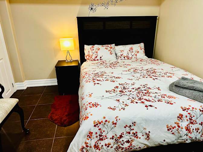 Jo's room