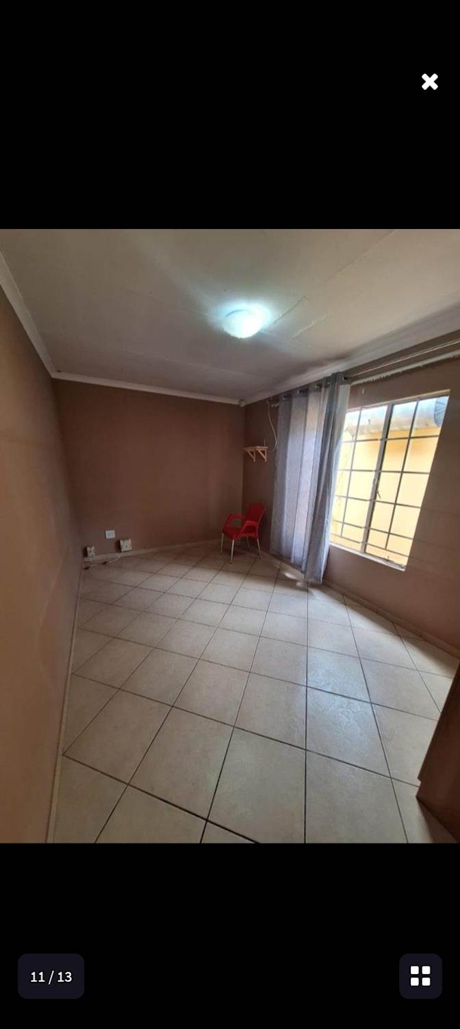 Boldwin Lebepe's room