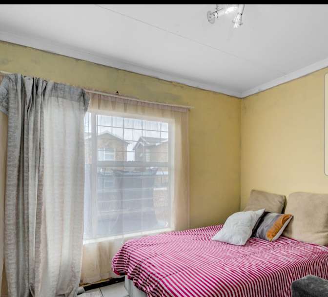 Kgopi's room