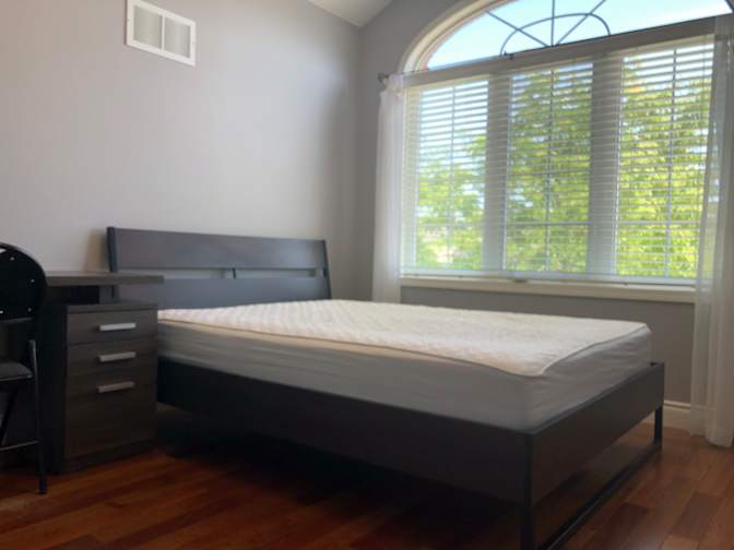Xiujuan's room
