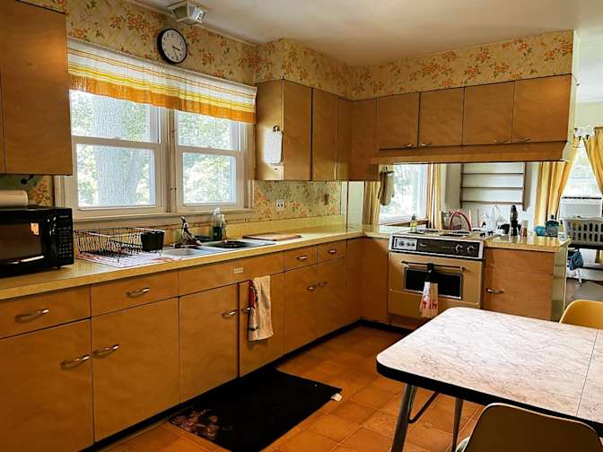 Mary Murphy's room