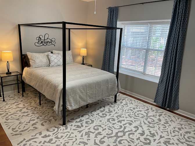 Donna's room