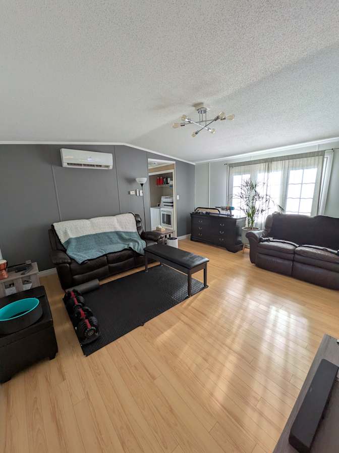 Philip Arseneault's room