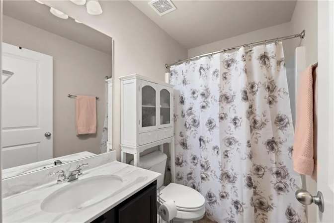 Alcove Rooms's room
