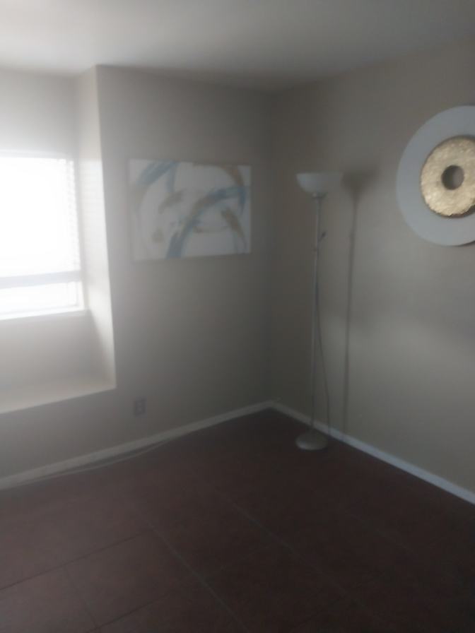 Perris ca's room