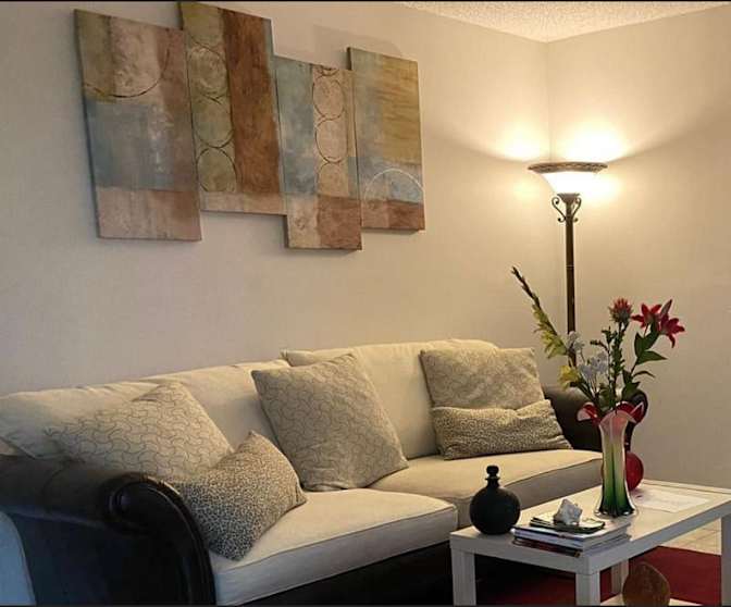Hestella Rooming's room