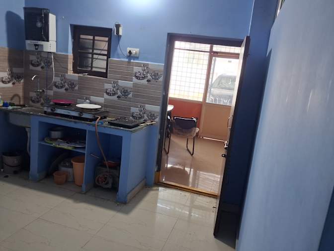 Kumar's room