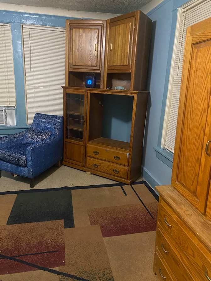 ERIC's room