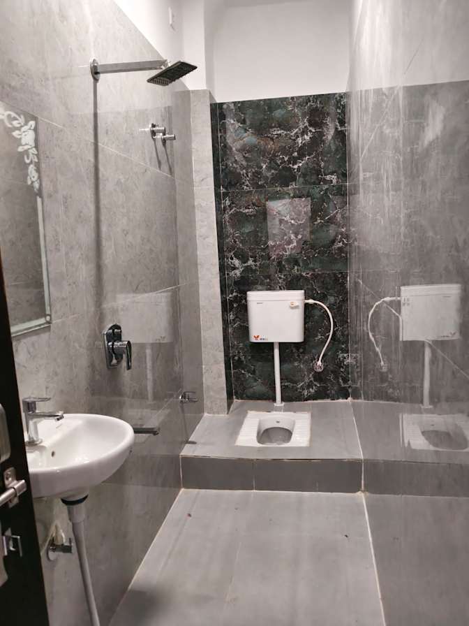 SHRAWAN KUMAR MISHRA's room