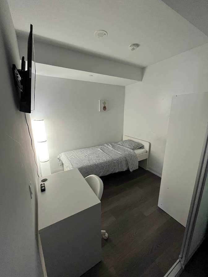 Innova's room