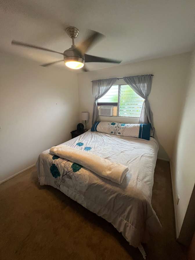 Ric's room