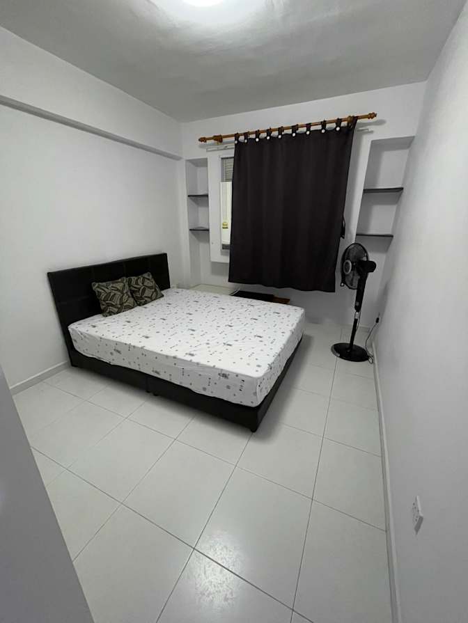Serene's room