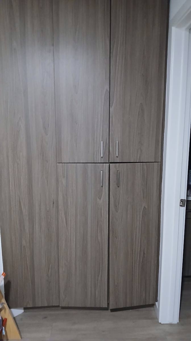 Ken's room