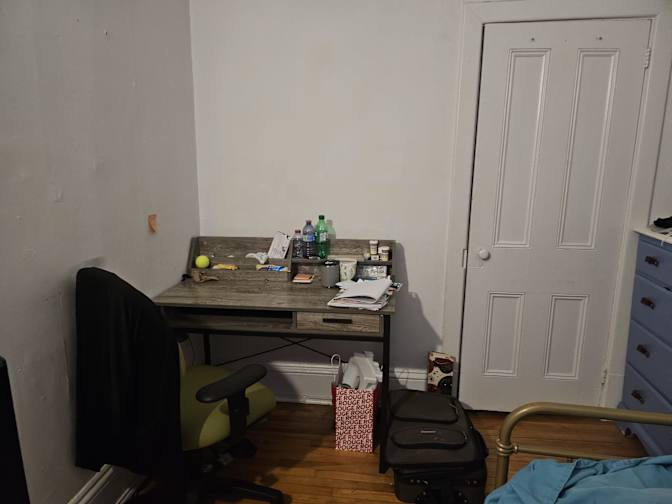Dania's room