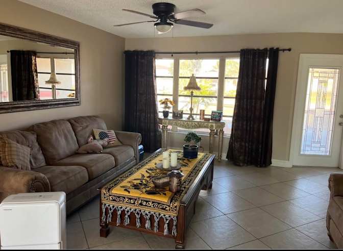 Cape Coral Property's room