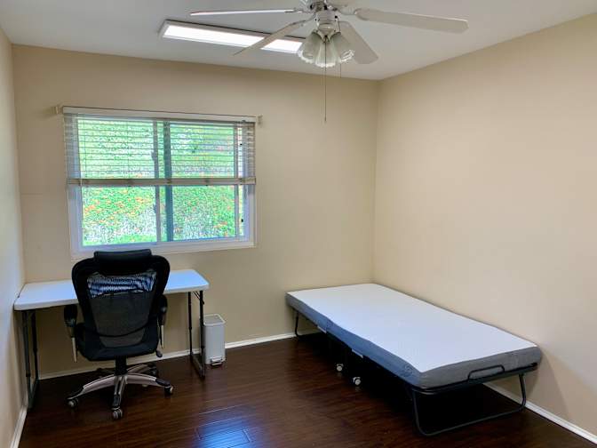 Yang's room