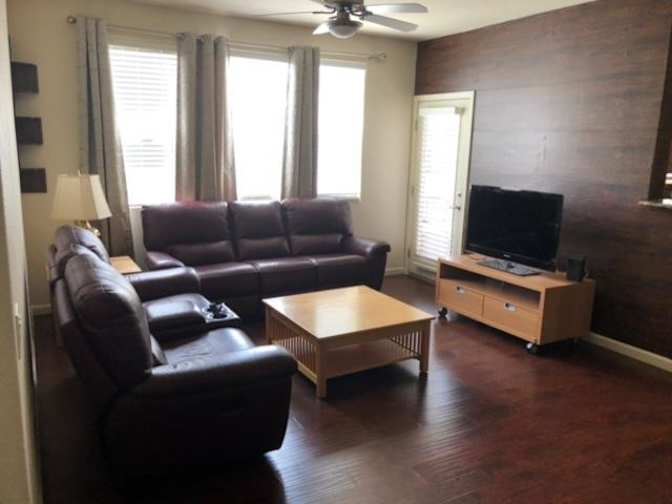 Niraj's room