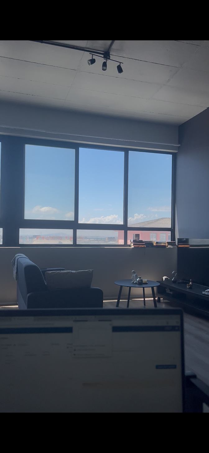 Noma's room