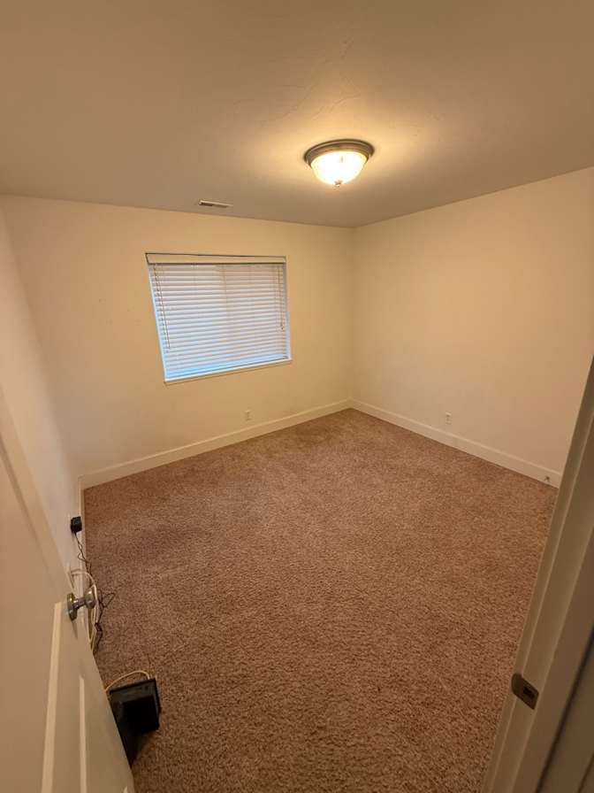 Crean Carlson's room