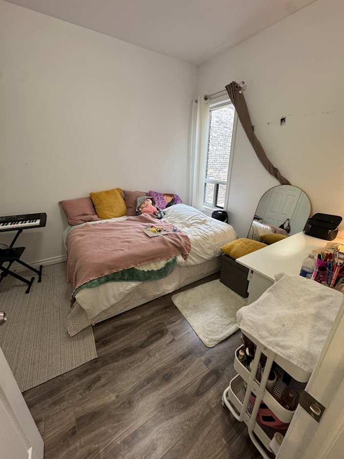 S's room