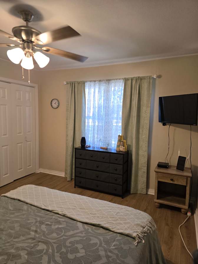 Denise  McConnell's room