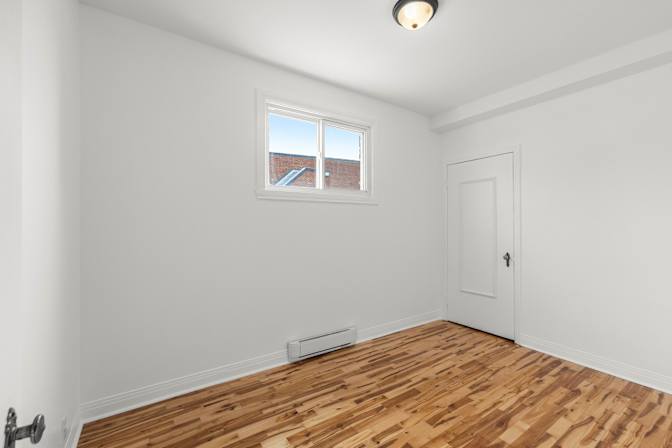 Cassandra Dare's room