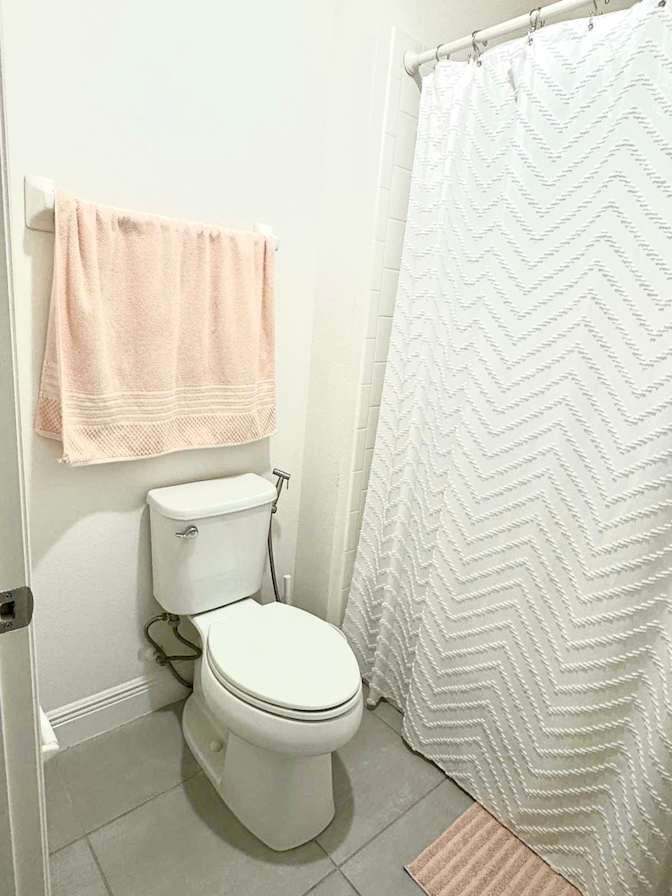 Andrea's room