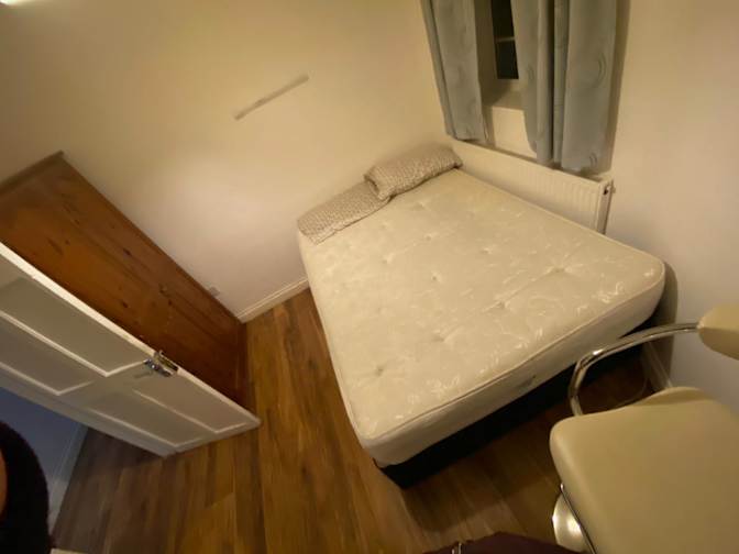 Anna's room