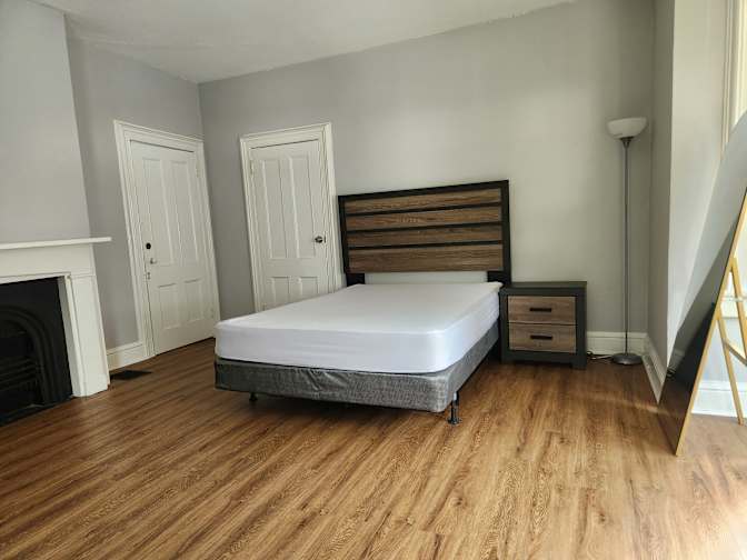 ALBERTO's room