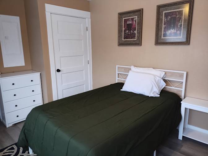 Alicia's room