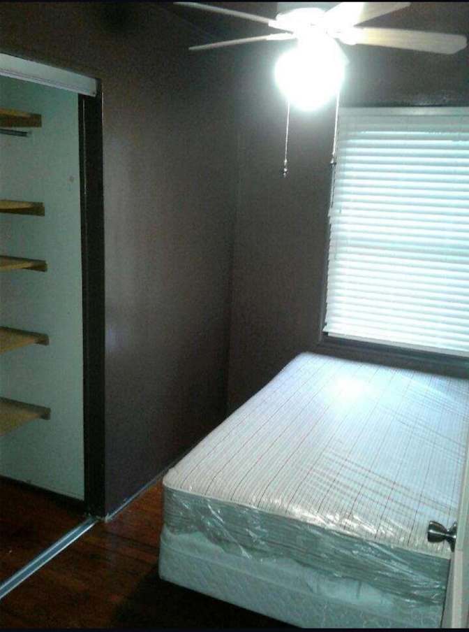 Dynelle's room