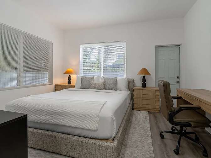 Evelyn's room