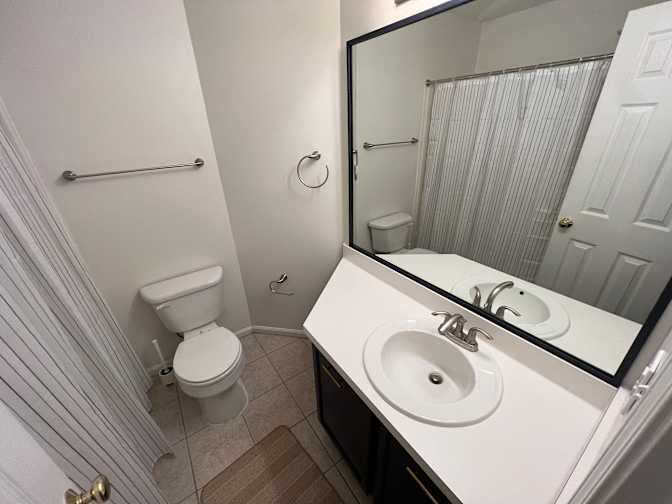 Alcove Rooms's room