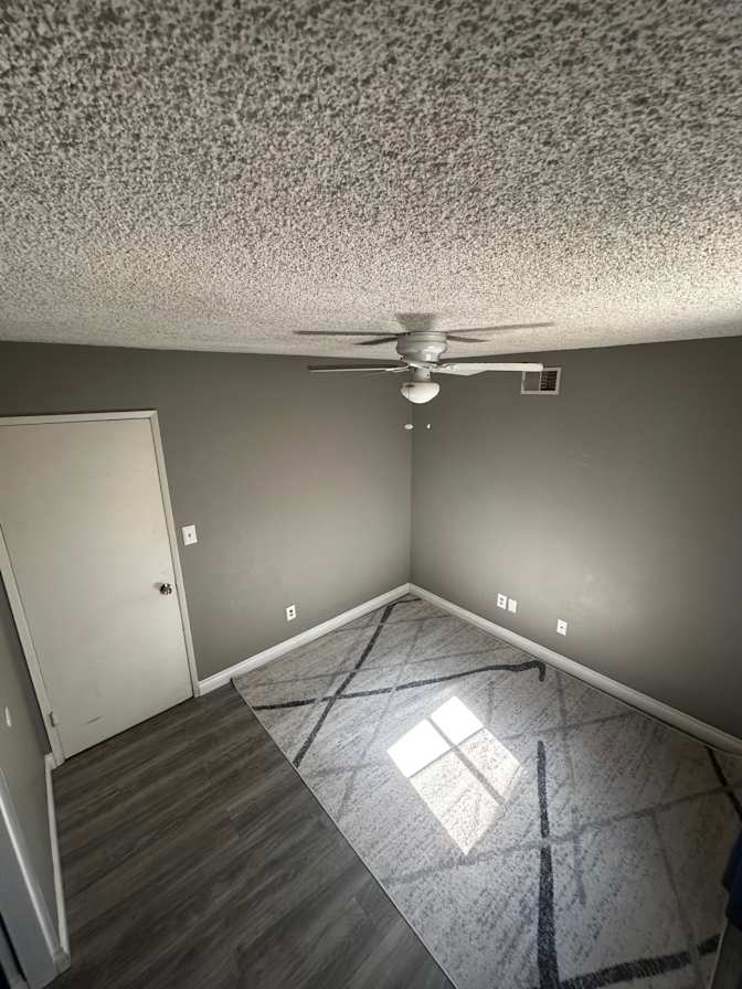 Sara's room