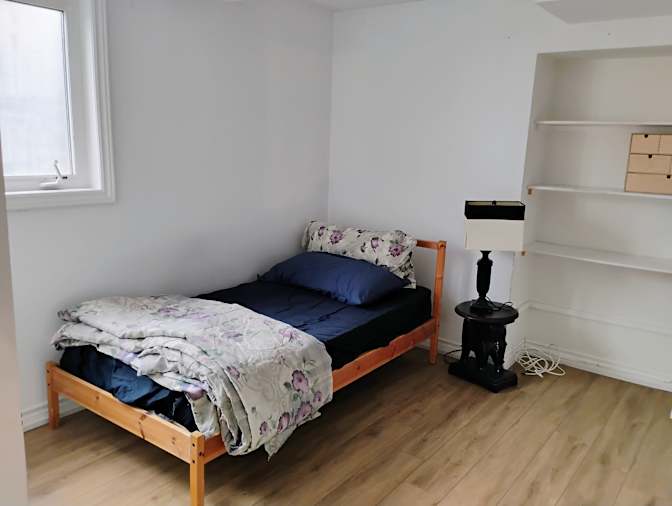 Sara's room
