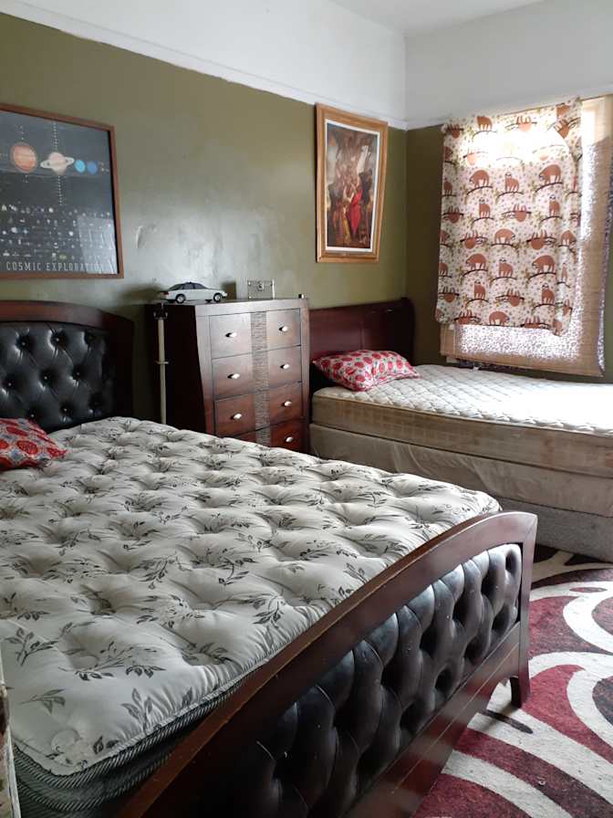 Lisa's room
